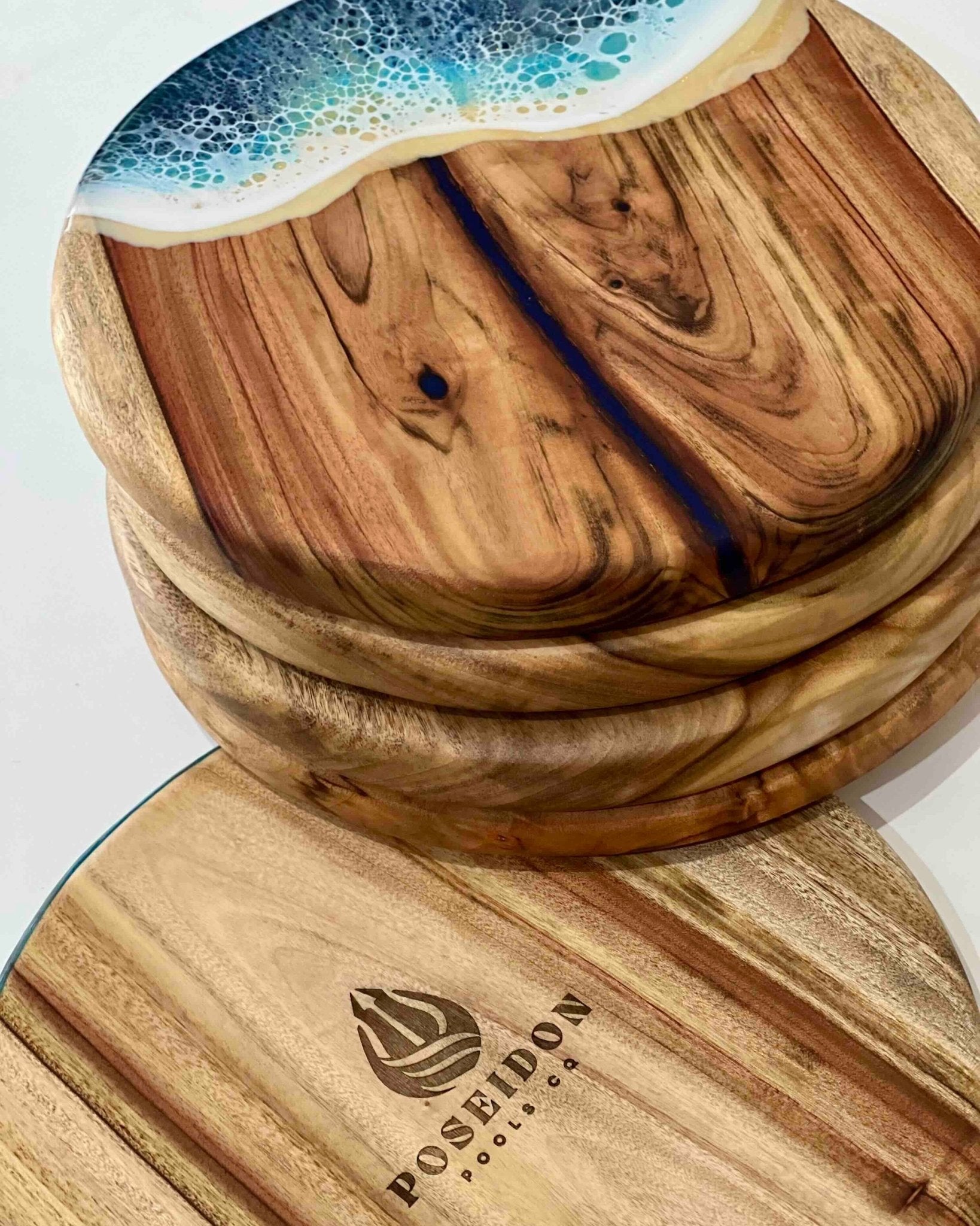 Round Resin Cheeseboard 30cm